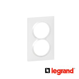 Plaque carrée spéciale dooxie 2 postes avec entraxe 57mm finition blanc - Legrand - 600807