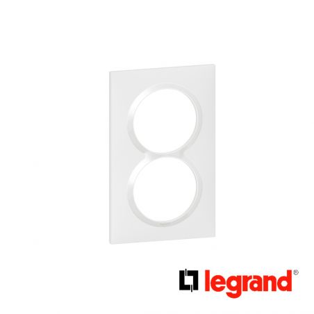 Plaque carrée spéciale dooxie 2 postes avec entraxe 57mm finition blanc - Legrand - 600807